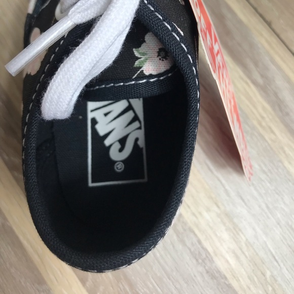 NWT VANS Authentic Vintage Floral Kid’s - Picture 7 of 7